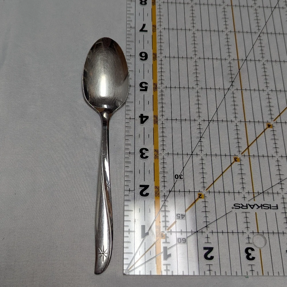 Set Of 11 Oneida Community Twin Star Tea Spoons MCM Vintage Atomic Stainless